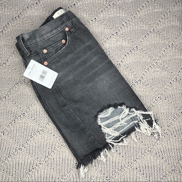 SOLD!! Mini Skirt Denim Distressed Cutoff NWT - Picture 2 of 8